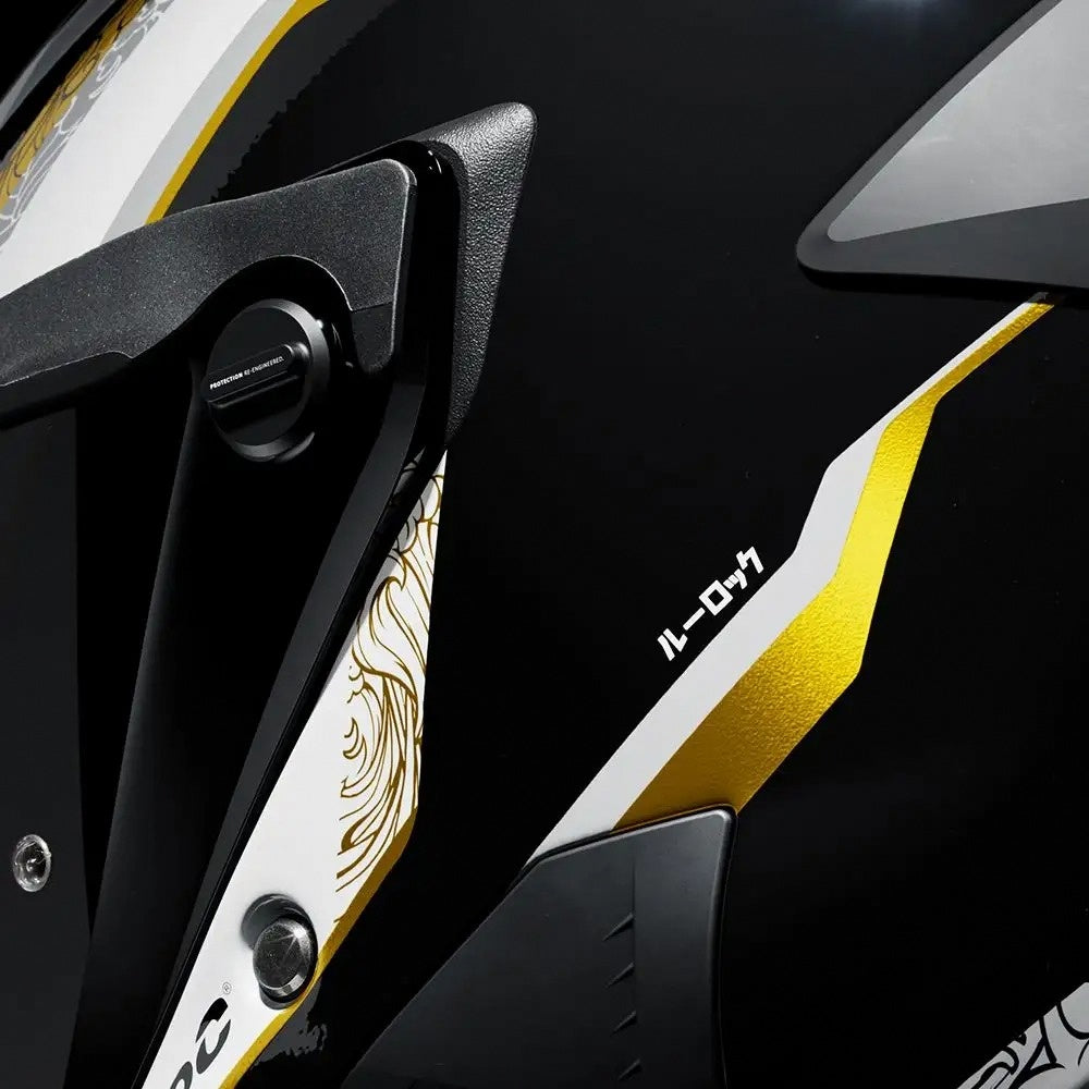 AT4.0 Track Cobra Carbon Racing Helmet